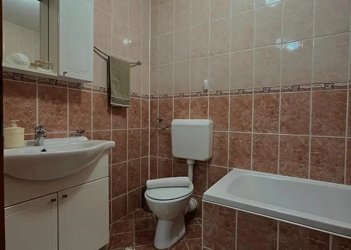 Basic Lägenhet Doboj